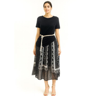 سوت نسائي قطعتين (توب + تنورة ميدي) (Women’s Two-Piece Suit (Top + Midi Skirt سوت نسائي قطعتين (توب + تنورة ميدي) (Women’s Two-Piece Suit (Top + Midi Skirt