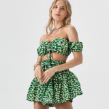 طقم صيفي نسائي بكتف مكشوف وتنورة قصيرة مزهرة Women’s Summer Floral Off-Shoulder Set (Crop Top & Skirt) طقم صيفي نسائي بكتف مكشوف وتنورة قصيرة مزهرة Women’s Summer Floral Off-Shoulder Set (Crop Top & Skirt)
