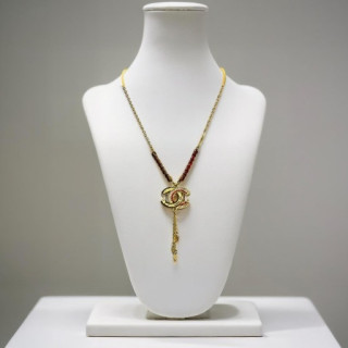 قلادة نسائية Womens Necklace قلادة نسائية Womens Necklace